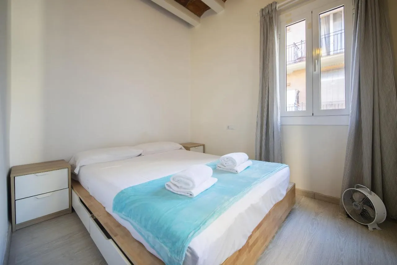 Catalunya Casas Lovely Apartment Central Barcelona 100M To Beach!